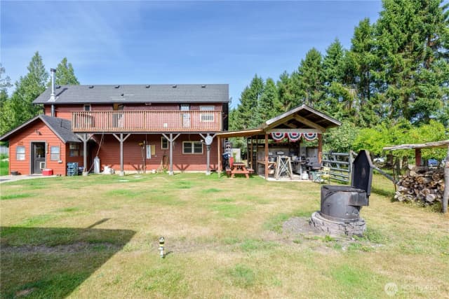 Property photo for 332 Whiskey Creek Beach Rd, Port Angeles photo 5