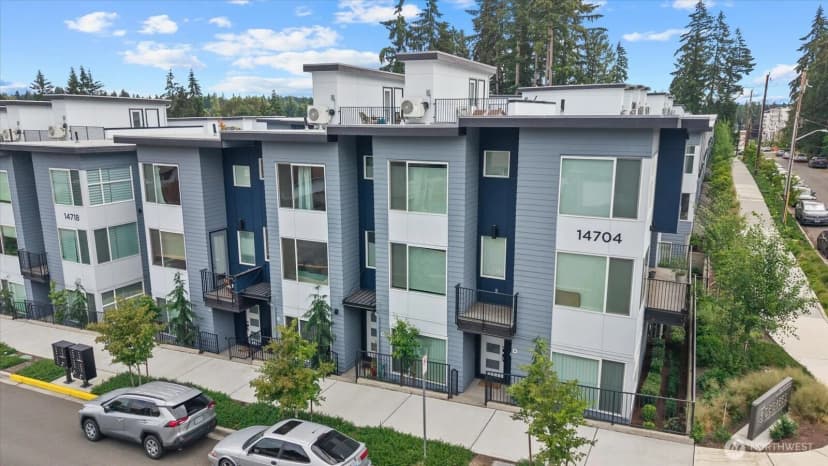 Property photo for 14704 Meridian Avenue N #b, Shoreline photo 32
