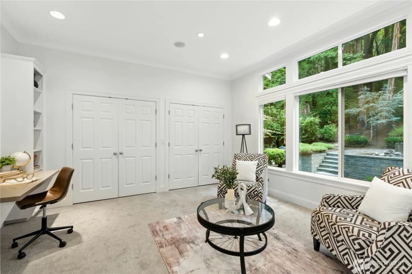 Property photo for 13130 Holmes Point Drive Ne, Kirkland photo 17