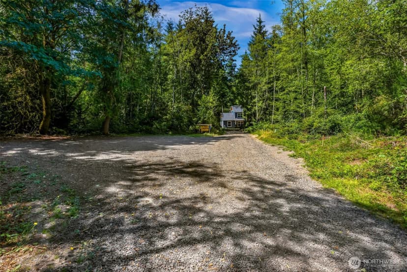Property photo for 8679 Ne Fox Den Lane, Bainbridge Island photo 9
