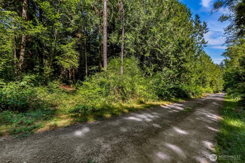 Property photo for 8679 Ne Fox Den Lane, Bainbridge Island photo 10