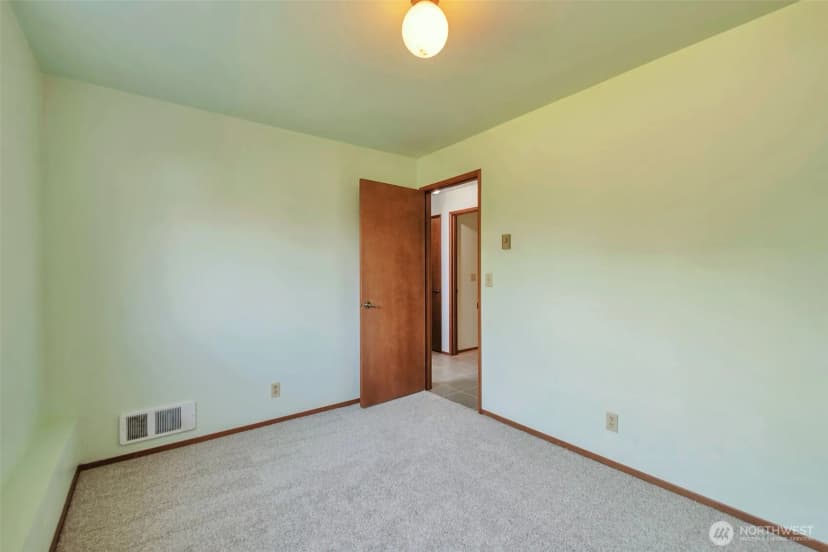 Property photo for 32007 Palace Court, Carnation photo 19