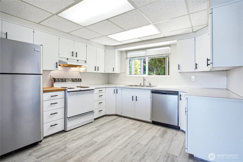 Property photo for 2644 Stevens Drive, Bremerton photo 11