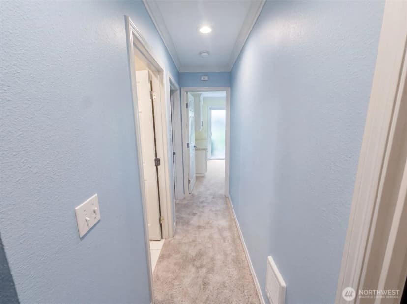 Property photo for 2325 Harbor Avenue Sw #b2, Seattle photo 20