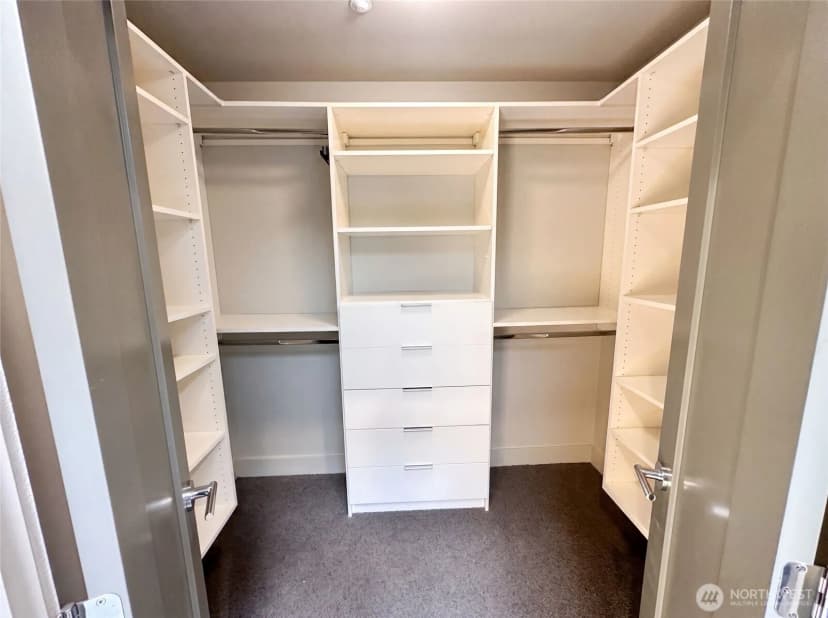 Property photo for 2325 Harbor Avenue Sw #b2, Seattle photo 11