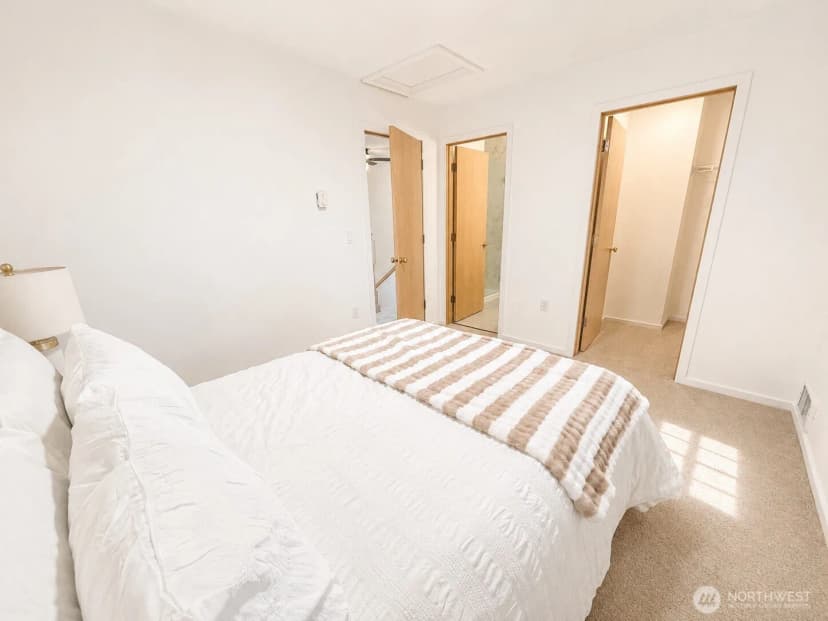 Property photo for 171 Ne Lane, Kenmore photo 17