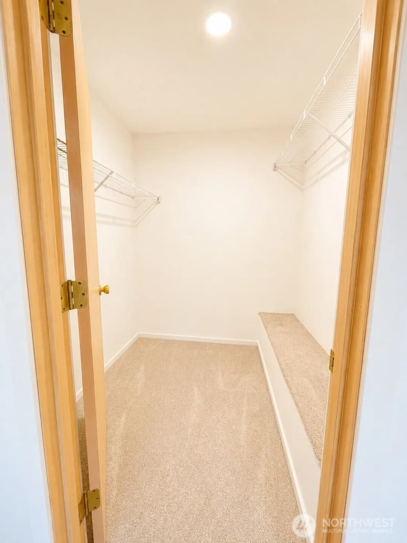 Property photo for 171 Ne Lane, Kenmore photo 12