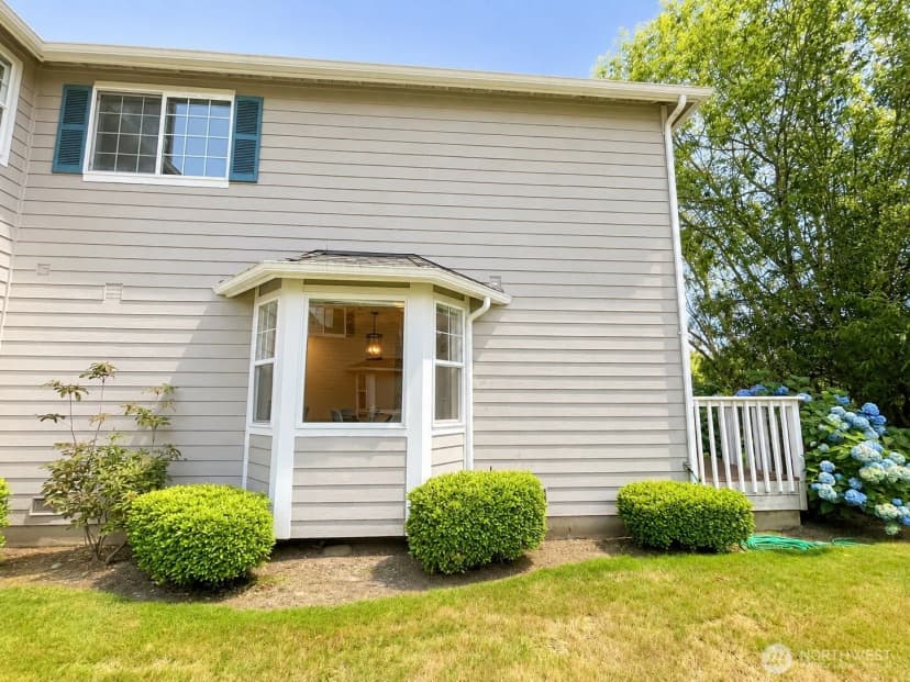 Property photo for 171 Ne Lane, Kenmore photo 22
