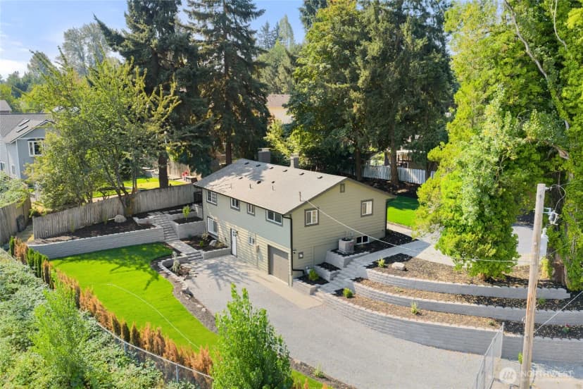 Property photo for 12215 Se 35 Street, Bellevue photo 6