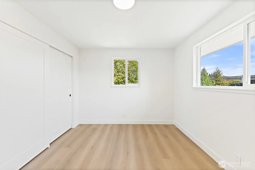 Property photo for 12215 Se 35 Street, Bellevue photo 29