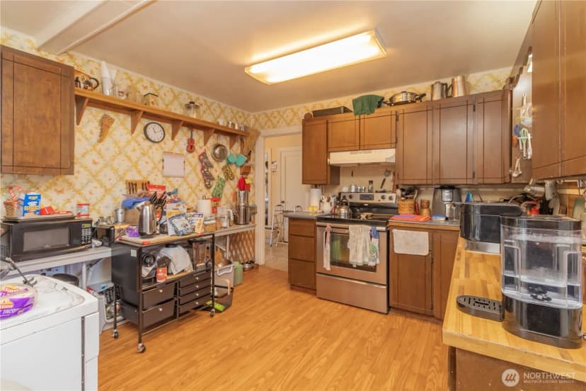 Property photo for 303 3rd Street Ne, Yelm photo 12