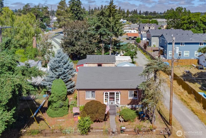 Property photo for 303 3rd Street Ne, Yelm photo 14