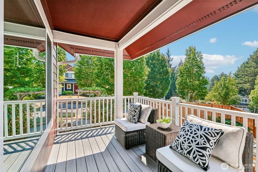 Property photo for 10530 Ne 119th Place, Kirkland photo 6