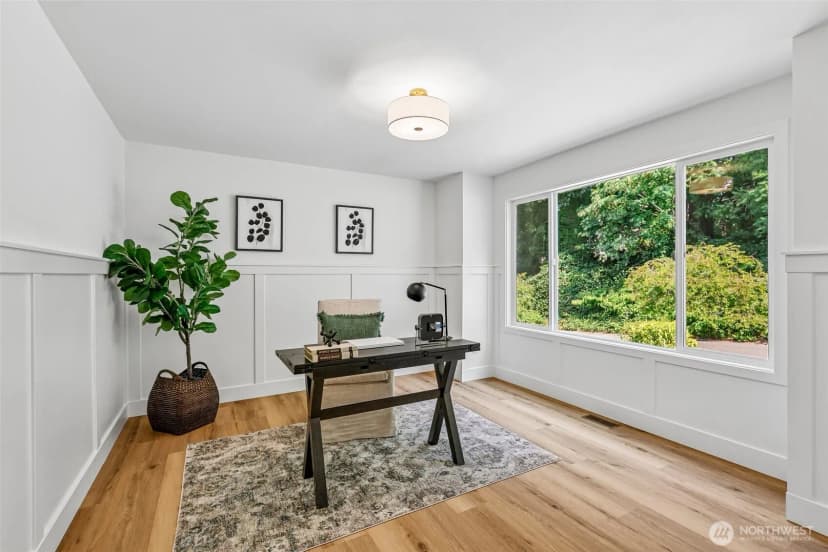 Property photo for 10530 Ne 119th Place, Kirkland photo 13