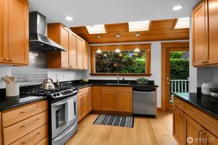 Property photo for 3026 Nw 71st Street, Seattle photo 16