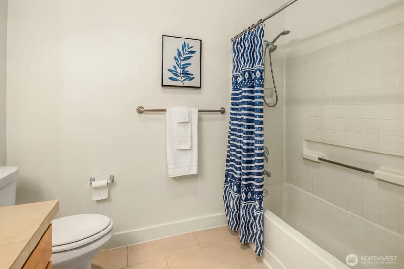 Property photo for 300 110th Avenue Ne #312, Bellevue photo 22