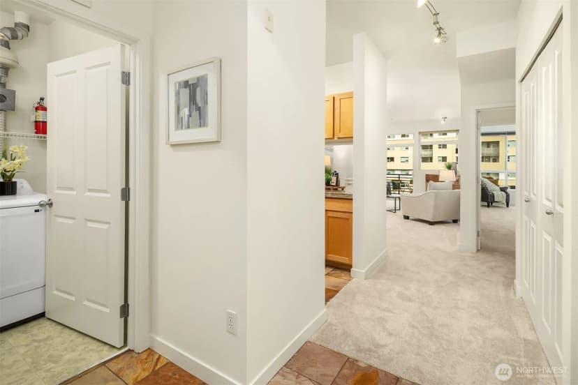 Property photo for 300 110th Avenue Ne #312, Bellevue photo 25