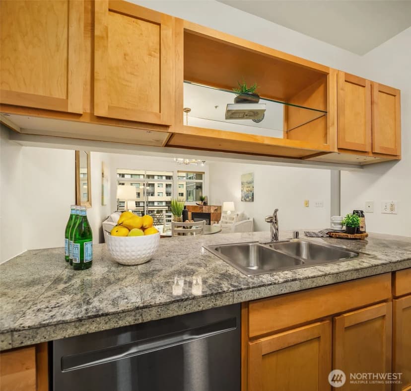 Property photo for 300 110th Avenue Ne #312, Bellevue photo 14