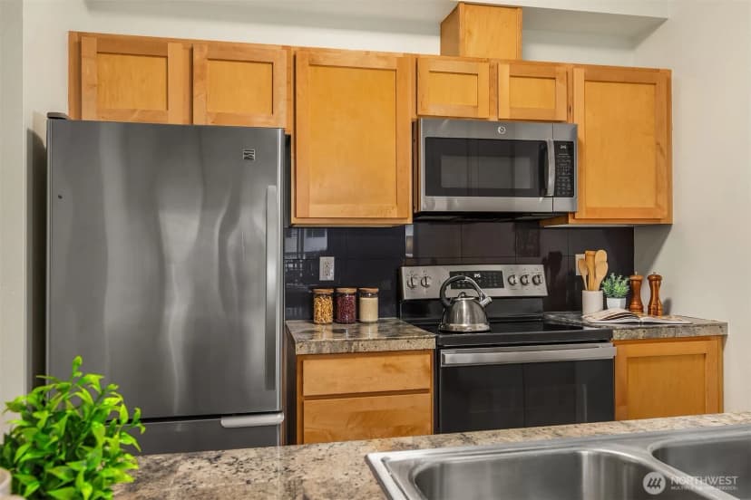 Property photo for 300 110th Avenue Ne #312, Bellevue photo 13