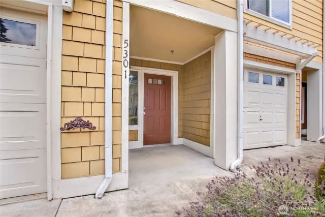 Property photo for 5301 147th St Ct E, Tacoma photo 3