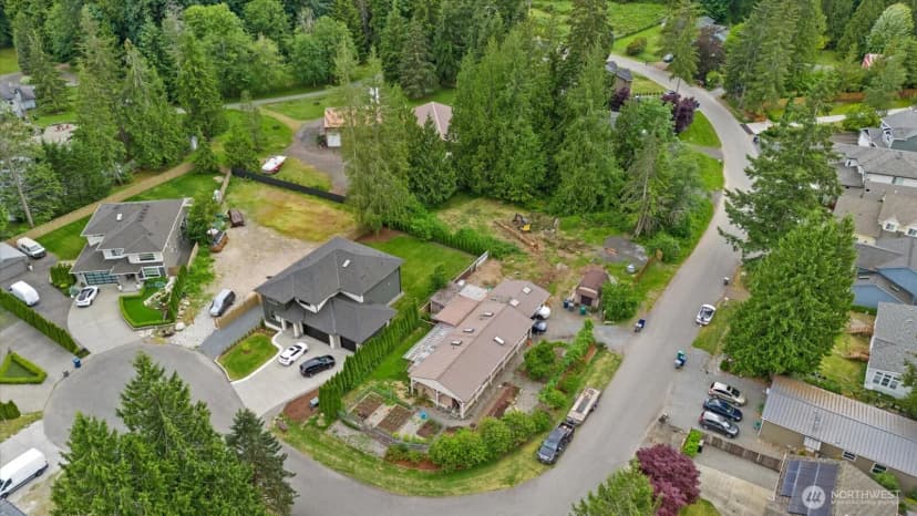 Property photo for 10024 228th Pl Se, Woodinville photo 8