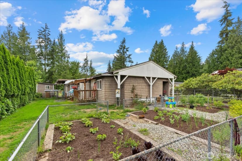 Property photo for 10024 228th Pl Se, Woodinville photo 6