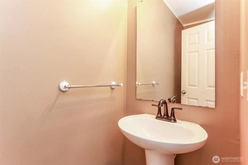 Property photo for 4919 106th Street Ne, Marysville photo 31