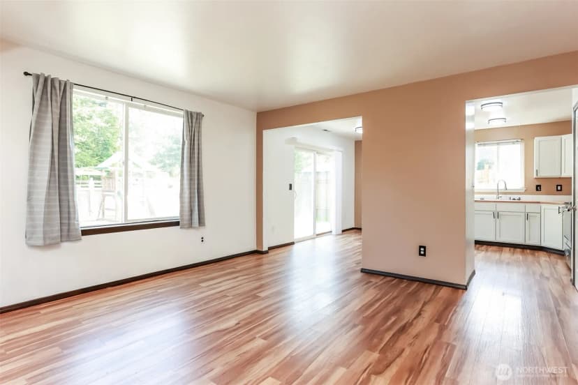 Property photo for 4919 106th Street Ne, Marysville photo 35