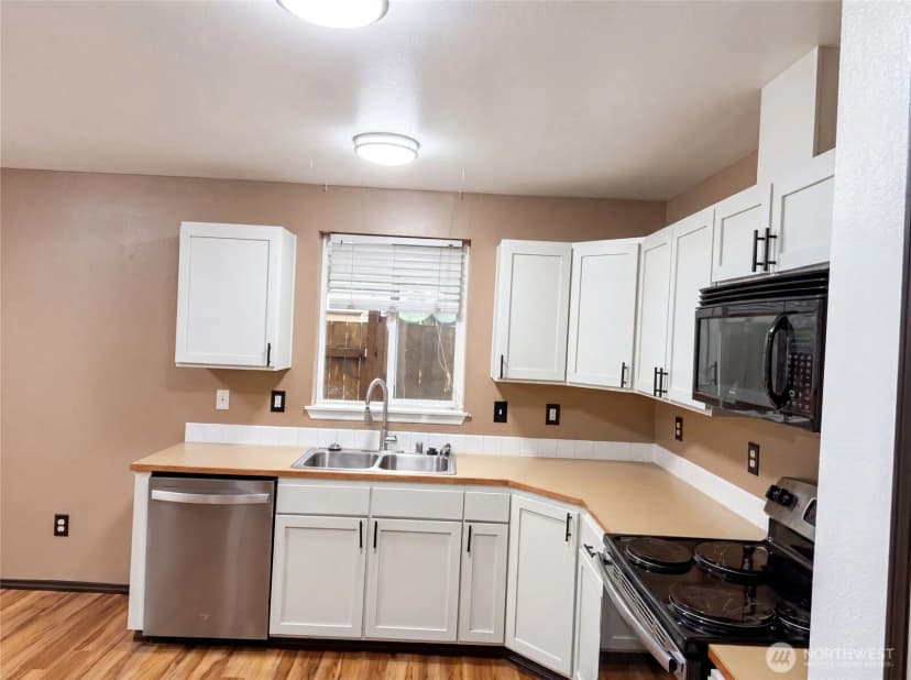 Property photo for 4919 106th Street Ne, Marysville photo 13