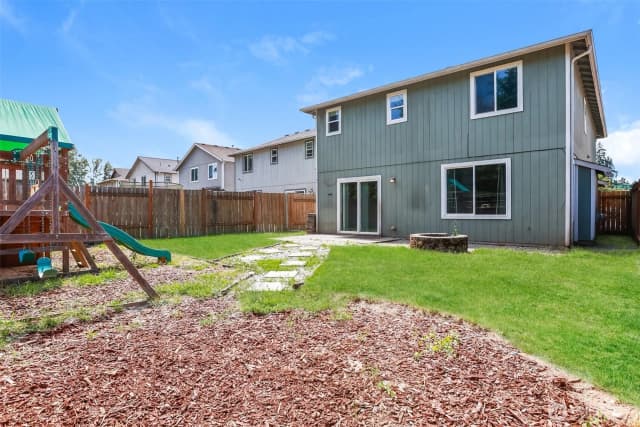 Property photo for 4919 106th Street Ne, Marysville photo 5