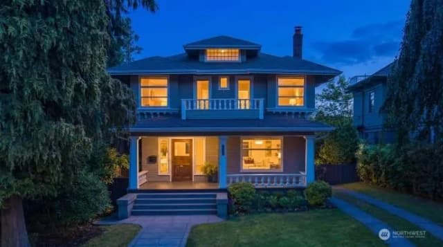 Property photo for 938 18th Avenue E, Seattle photo 2