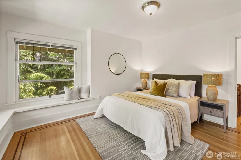 Property photo for 938 18th Avenue E, Seattle photo 22