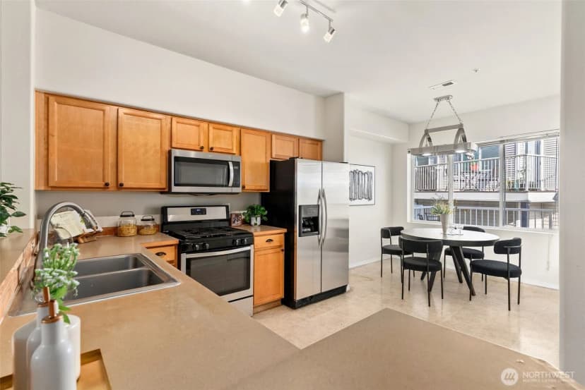 Property photo for 14915 38th Drive Se #u1154, Bothell photo 14