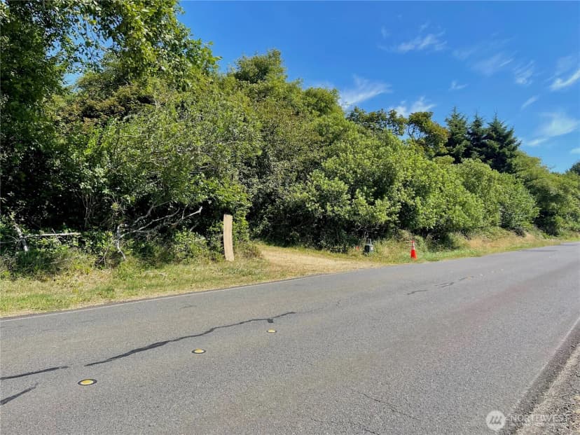 Property photo for 576 E Chance A La Mer Ne, Ocean Shores photo 15