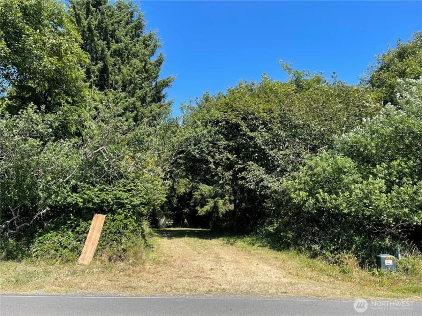 Property photo for 576 E Chance A La Mer Ne, Ocean Shores photo 14