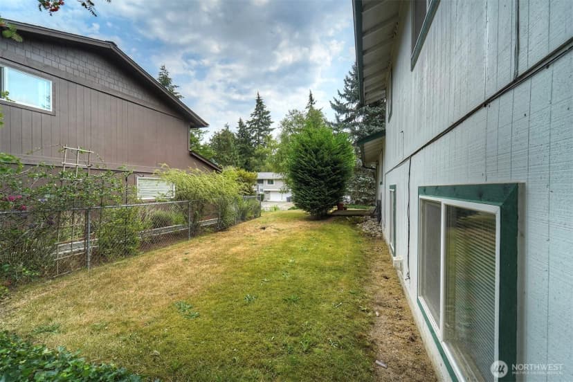 Property photo for 7085 Thebes Street Ne, Bremerton photo 30