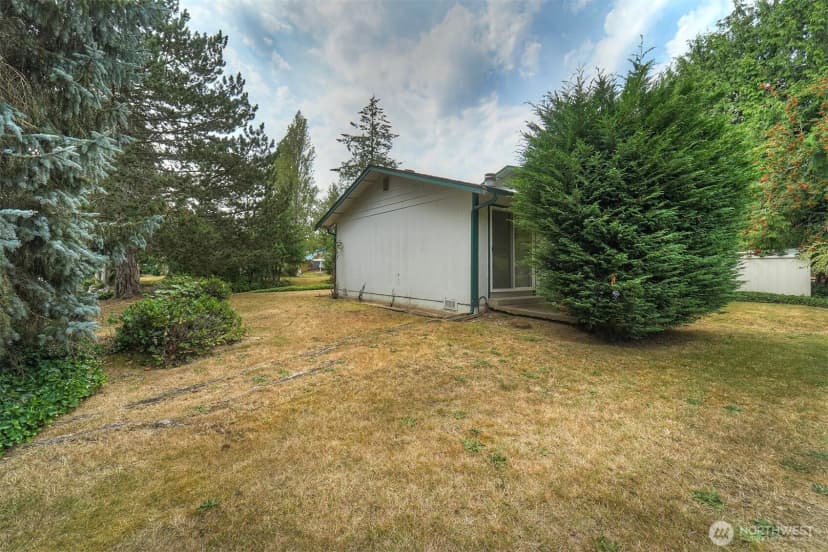 Property photo for 7085 Thebes Street Ne, Bremerton photo 32