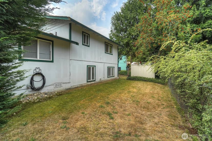 Property photo for 7085 Thebes Street Ne, Bremerton photo 31