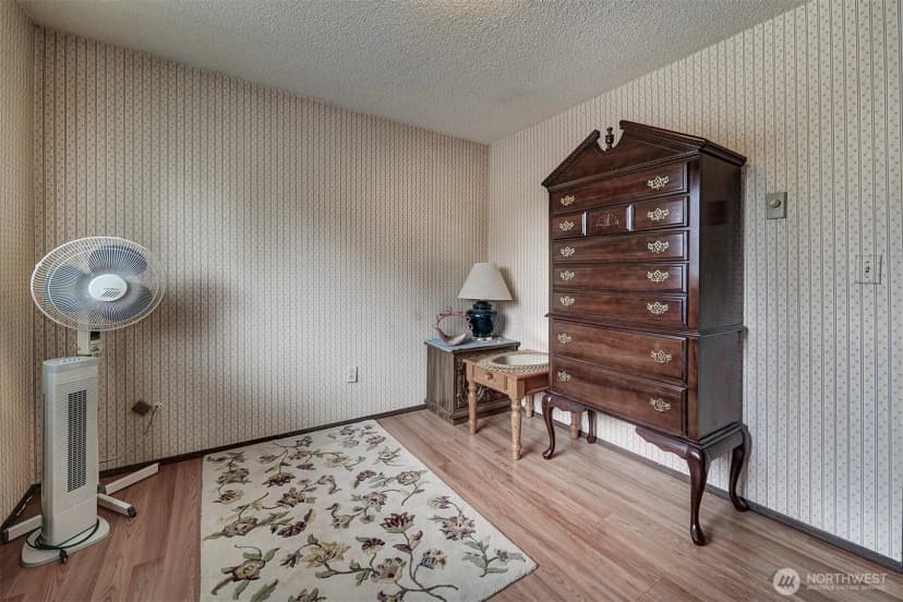 Property photo for 7085 Thebes Street Ne, Bremerton photo 24