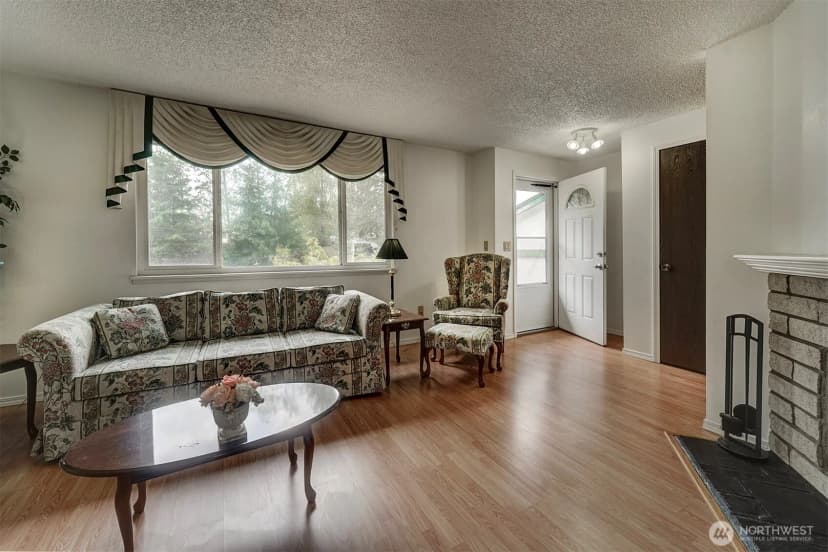 Property photo for 7085 Thebes Street Ne, Bremerton photo 5