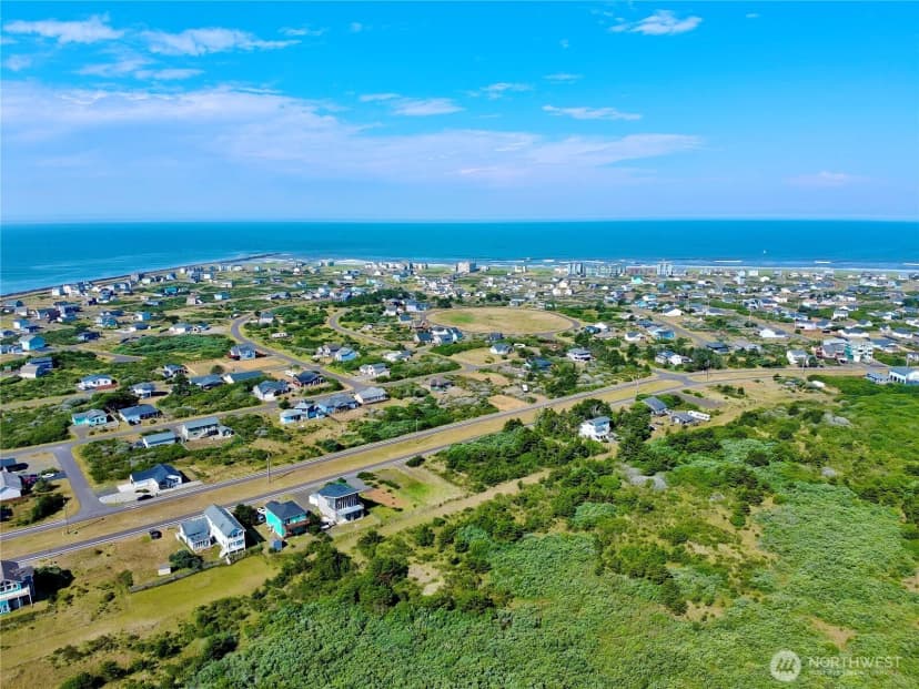 Property photo for 1376 E Ocean Shores Boulevard Sw, Ocean Shores photo 8