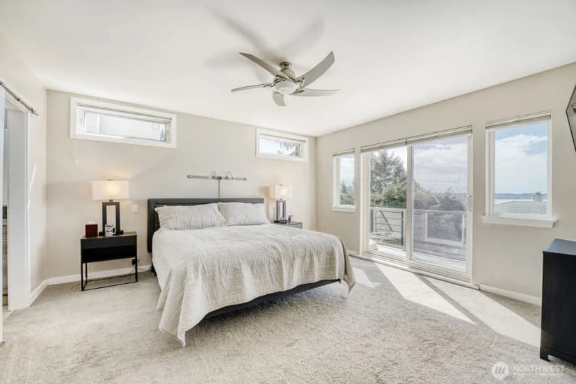 Property photo for 5711 Upland Terrace Ne, Tacoma photo 10