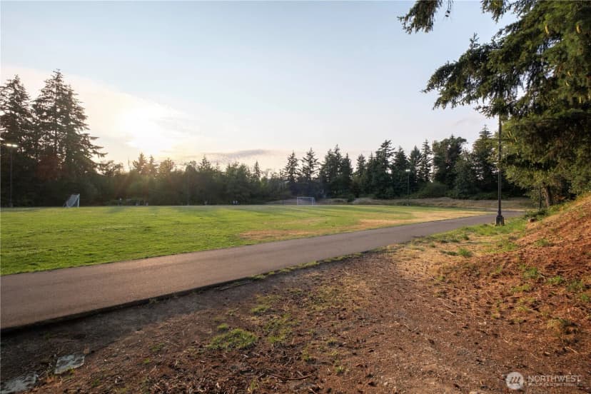 Property photo for 431 S 190th Street, Burien photo 30