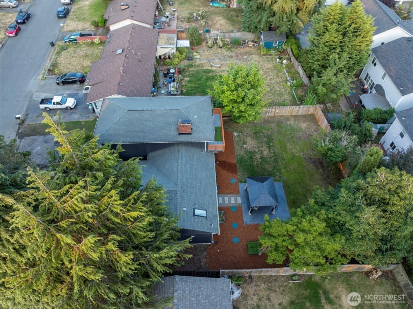 Property photo for 431 S 190th Street, Burien photo 24