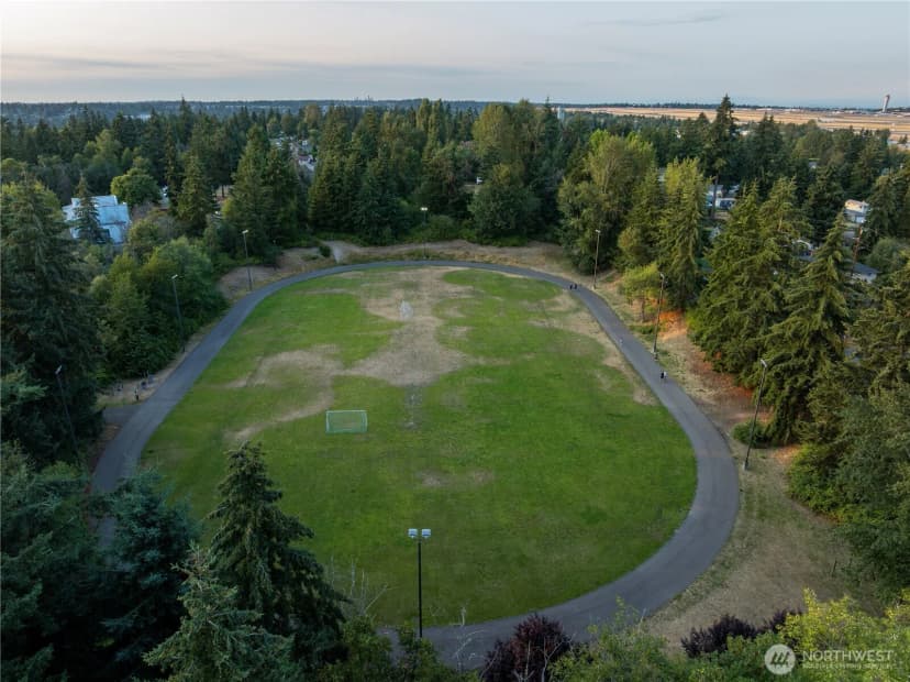 Property photo for 431 S 190th Street, Burien photo 31