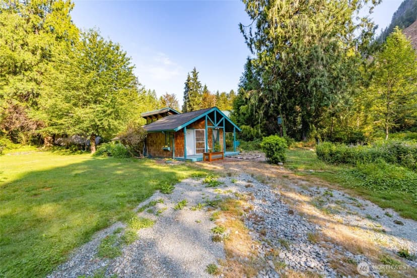 Property photo for 14784 Mountain View Lane, Concrete photo 16