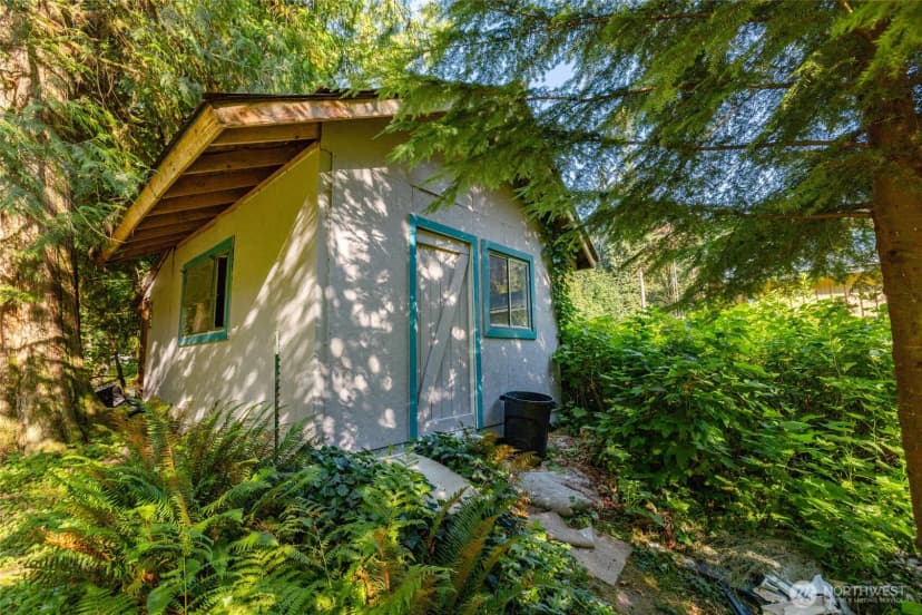Property photo for 14784 Mountain View Lane, Concrete photo 21