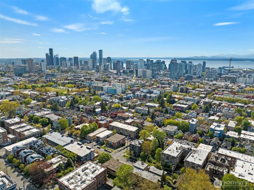Property photo for 303 13th Avenue E #301, Seattle photo 24