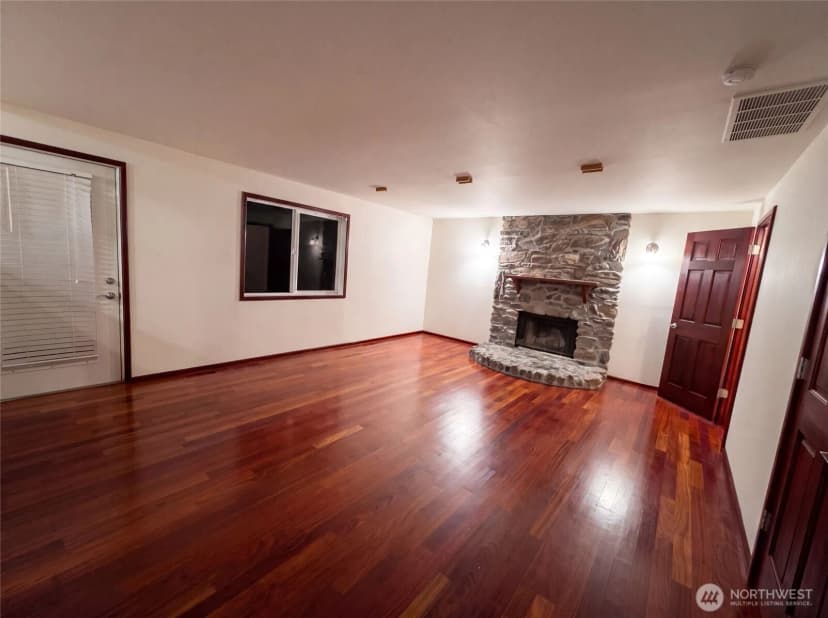 Property photo for 12531 81st Place Ne, Kirkland photo 8