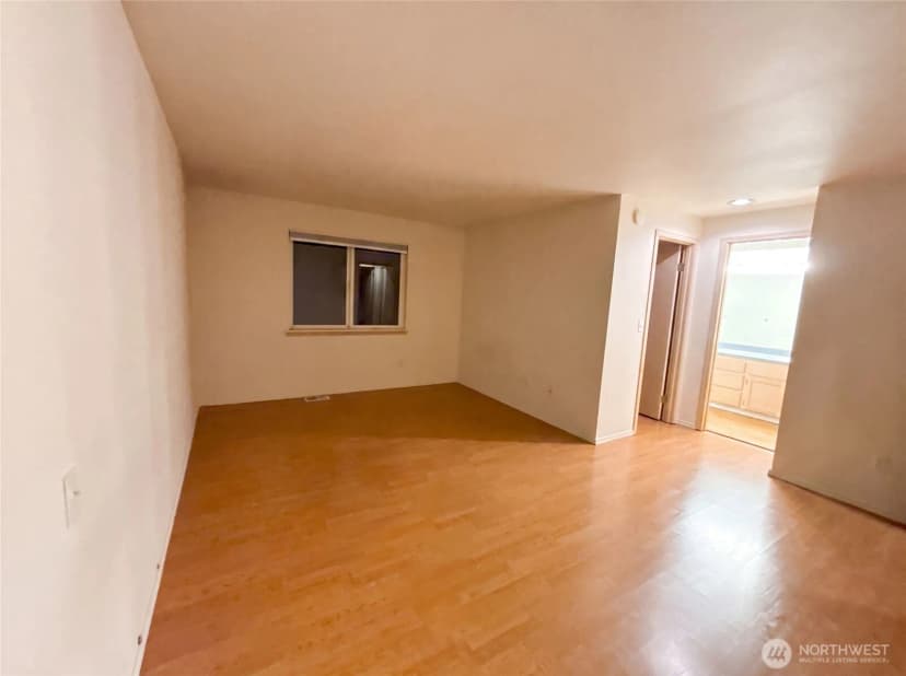 Property photo for 12531 81st Place Ne, Kirkland photo 11
